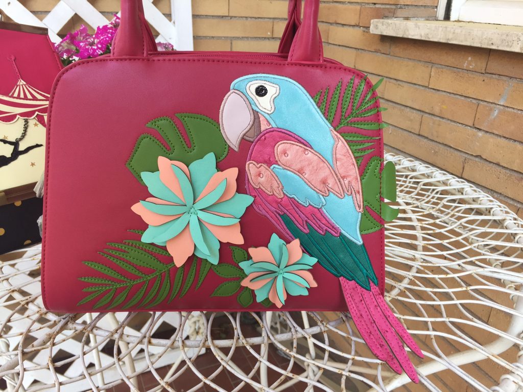 frivolezze parrot bag vendula london