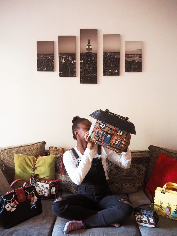 Cottage Grab Bag C. Unadonnaalcontrario