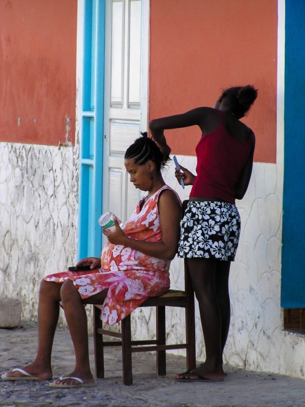 Donne capoverdiane al villaggio di Sal Rei isola di Boa Vista