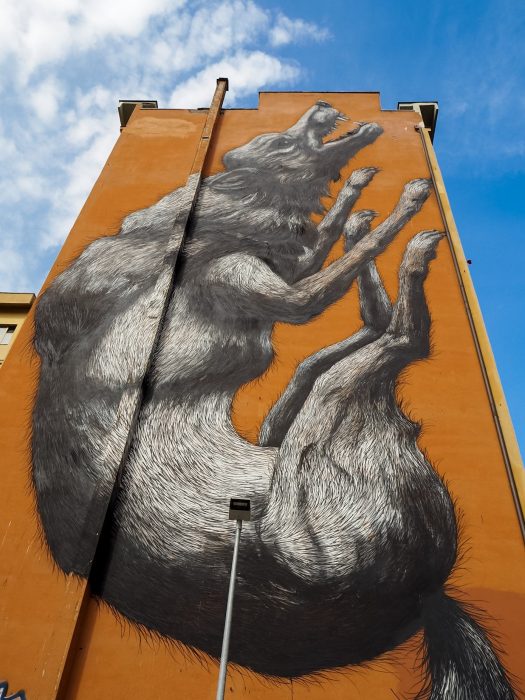 Mural La Lupa Street art a Roma Testaccio