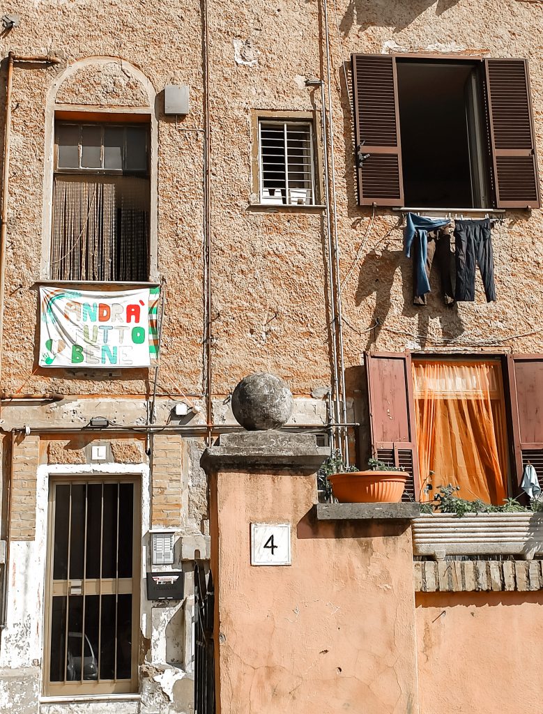 Finestre di Garbatella andrà tutto bene