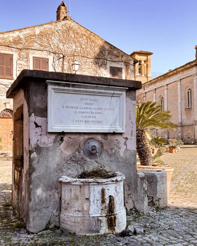 Fontana Borgo di Ostia Antica