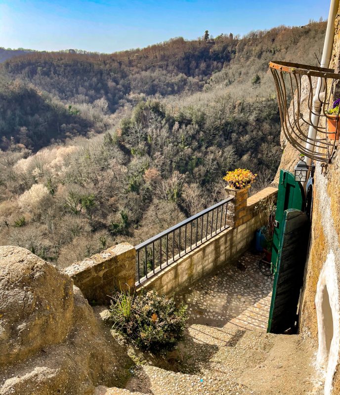 Panorama Valle del Treja da Calcata hippy