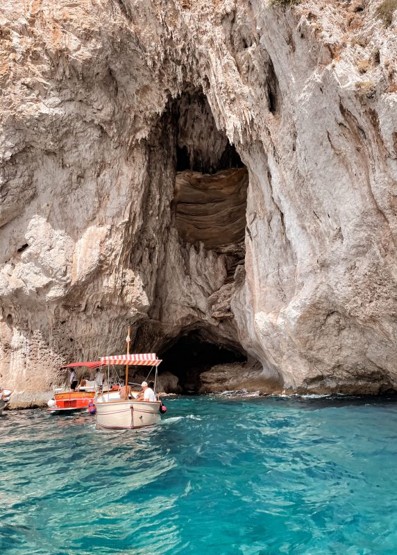Tour in barca a Capri