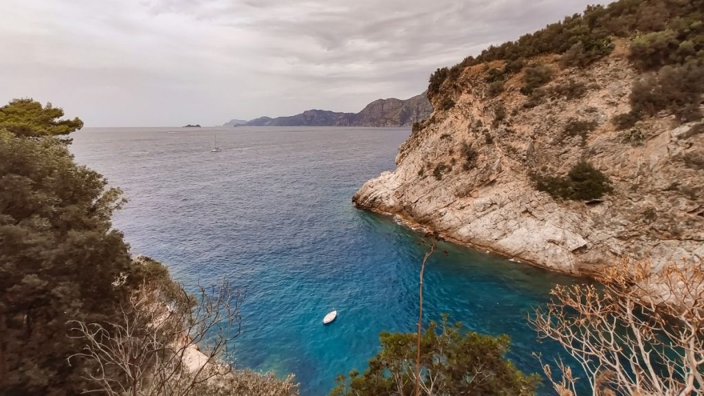 Articolo unadonnaalcontrario Praiano Panorama