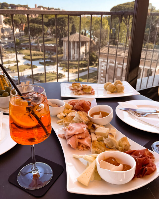 Aperitivo a Roma con vista 47 circus roof