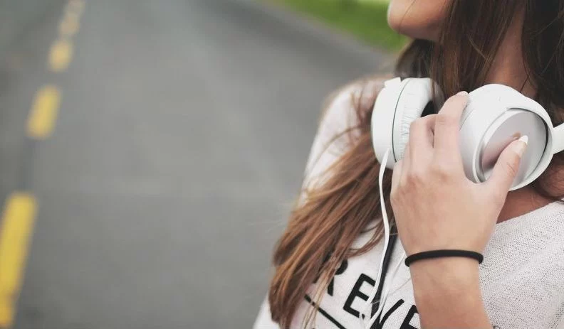 canzoni da viaggio per una playlist on the road